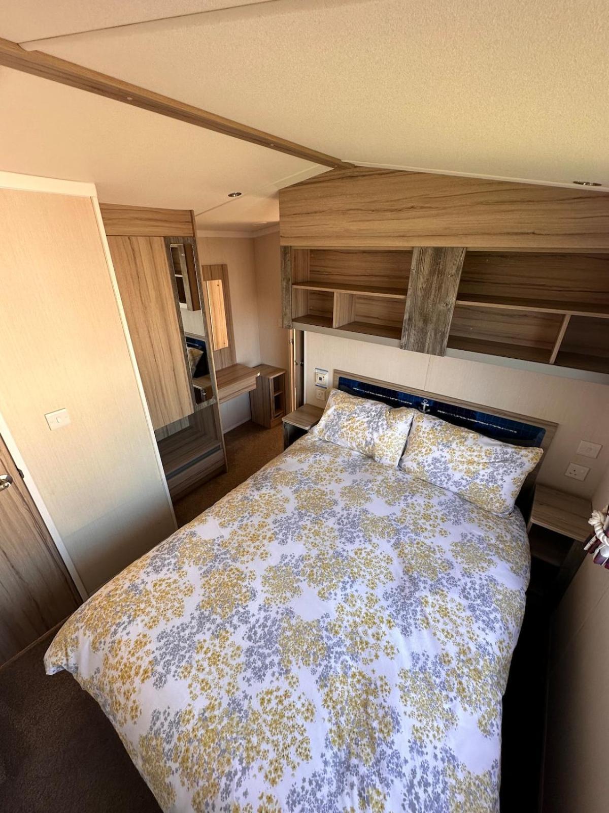 3-Bedroom Swift Caravan - Uddingston, Glasgow Exterior photo