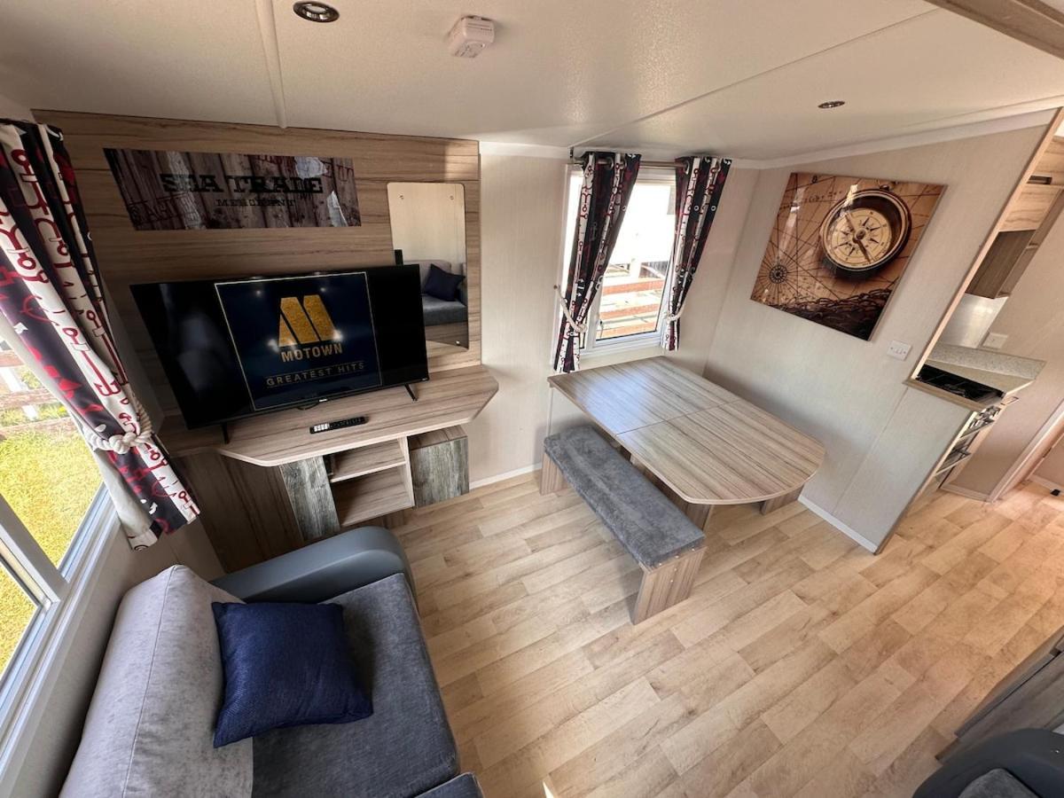 3-Bedroom Swift Caravan - Uddingston, Glasgow Exterior photo