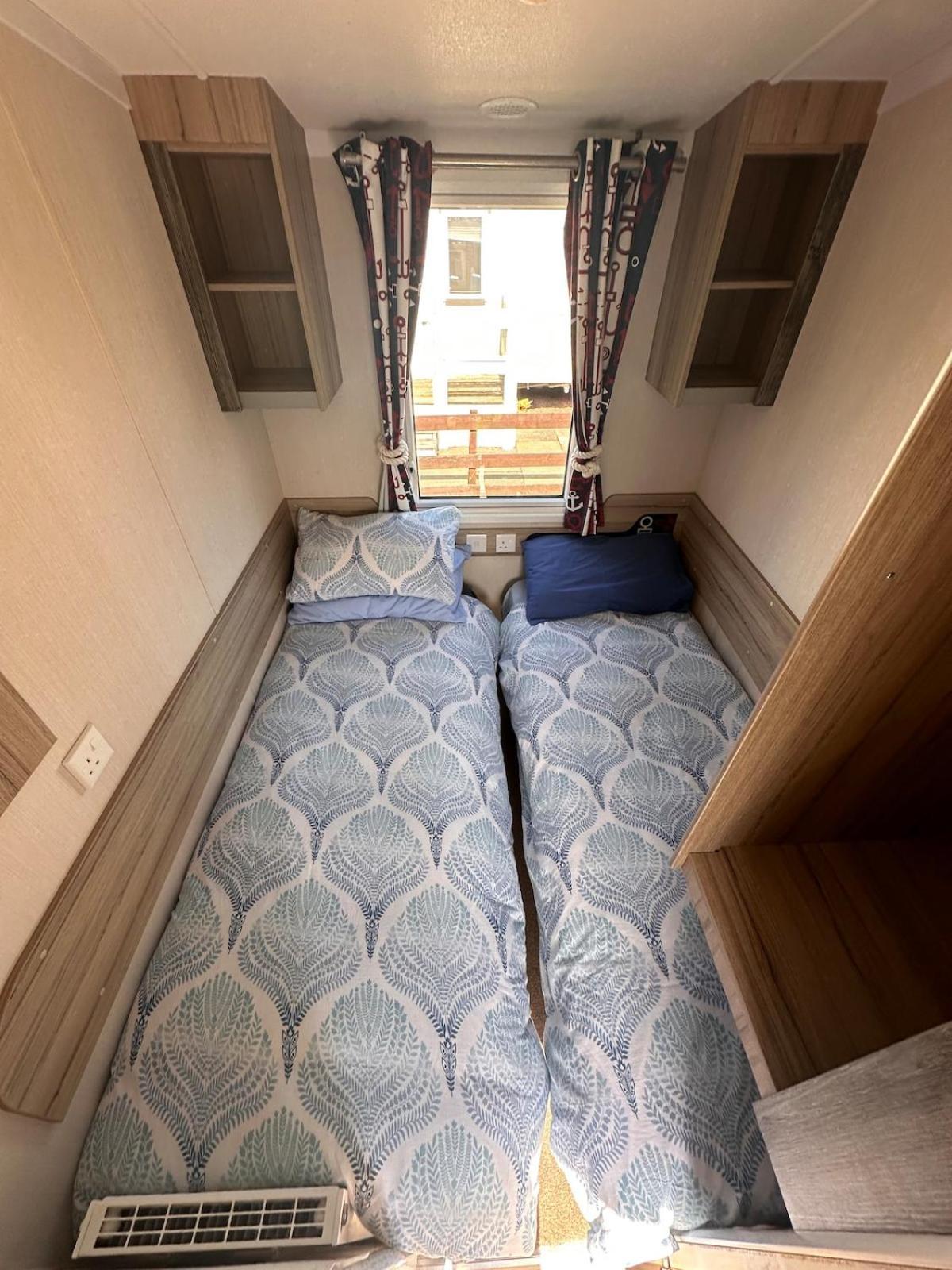 3-Bedroom Swift Caravan - Uddingston, Glasgow Exterior photo