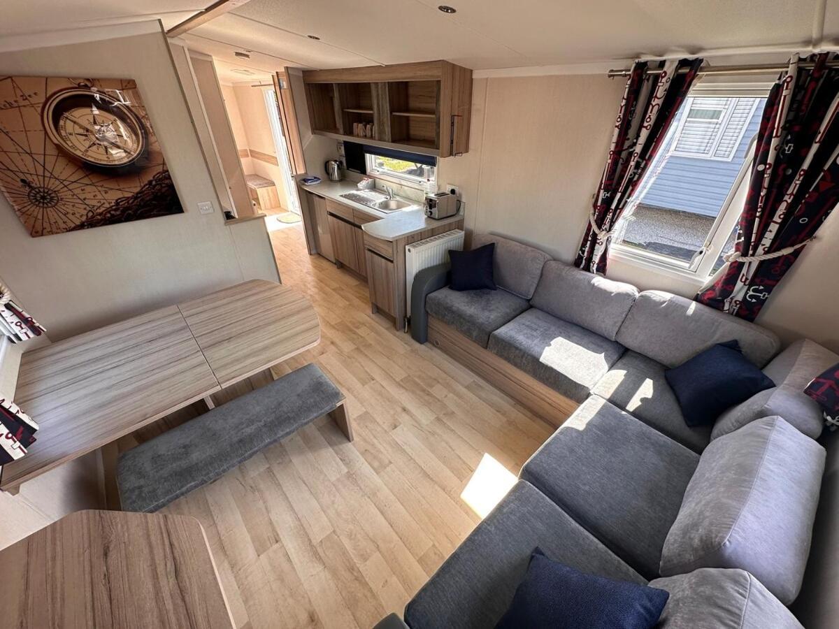 3-Bedroom Swift Caravan - Uddingston, Glasgow Exterior photo