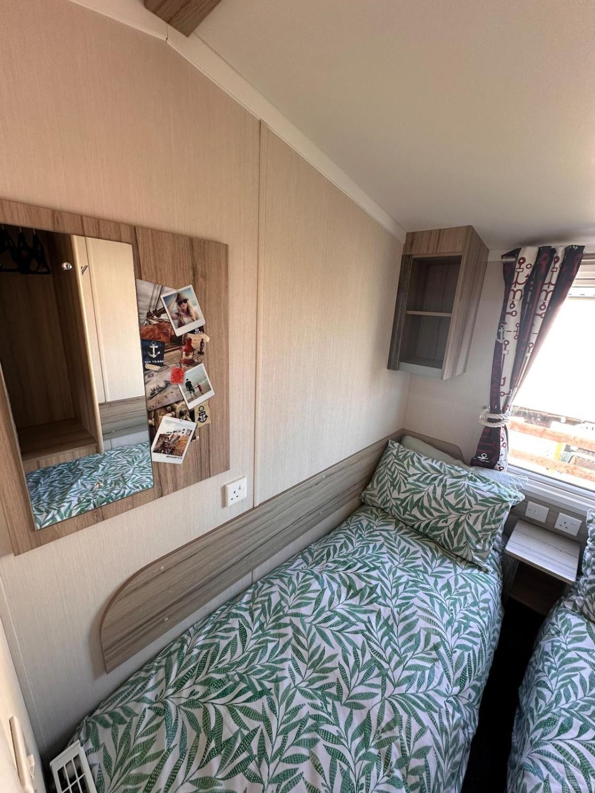 3-Bedroom Swift Caravan - Uddingston, Glasgow Exterior photo